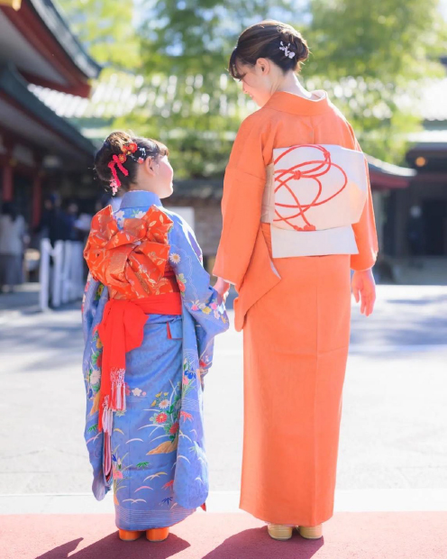 七五三、成人式、卒業式などの着付けを承っております